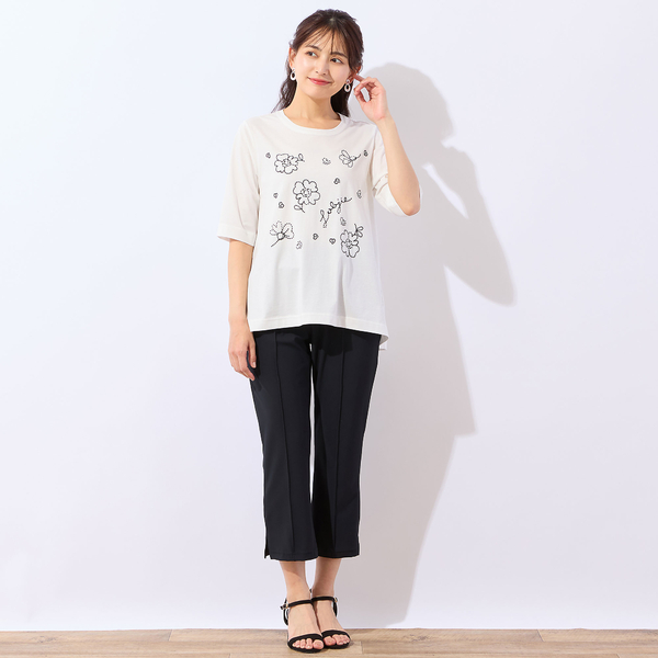 洗える・綿100%】花刺繍AラインTシャツ | レディースファッション