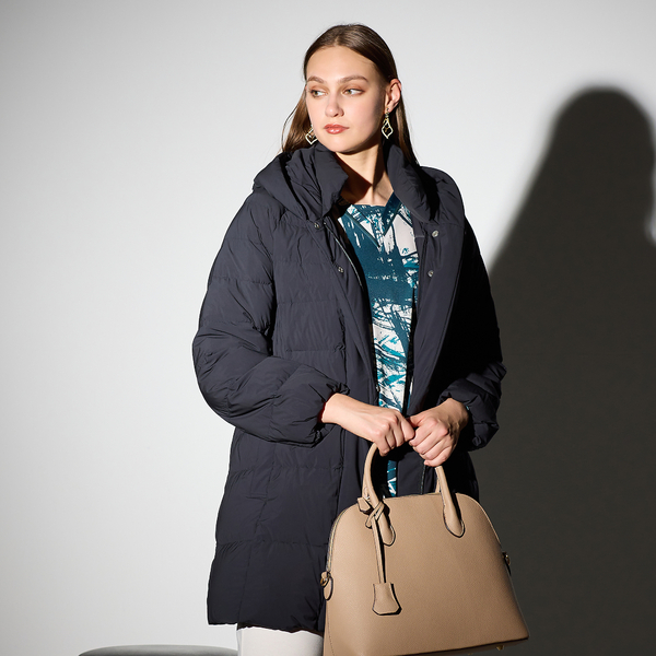 ヴィクトリアダウン使用 フード付きダウンコート | レディース