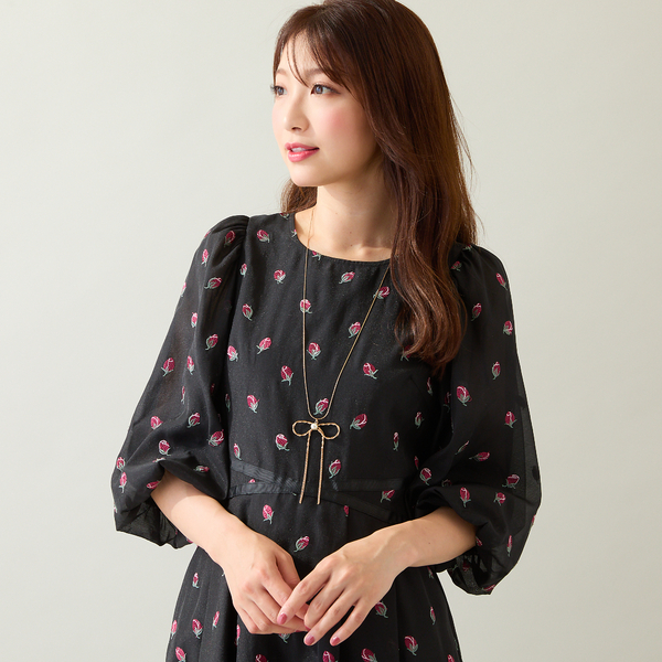 美シルエット】つぼみ刺繍ワンピース | レディースファッション