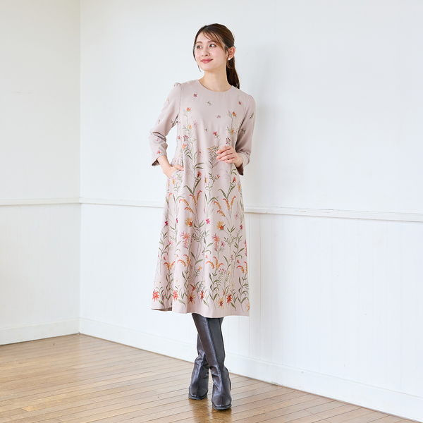 吹上刺繍Aラインワンピース | レディースファッション【JUNIOR Online