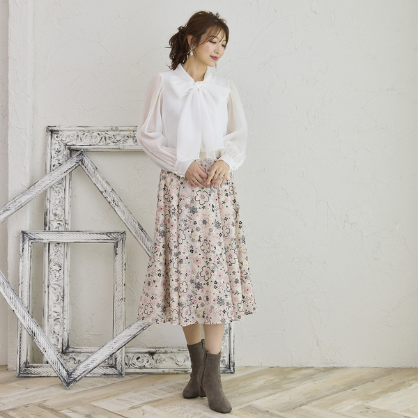 オーガンジー刺繍スカート | レディースファッション【JUNIOR Online