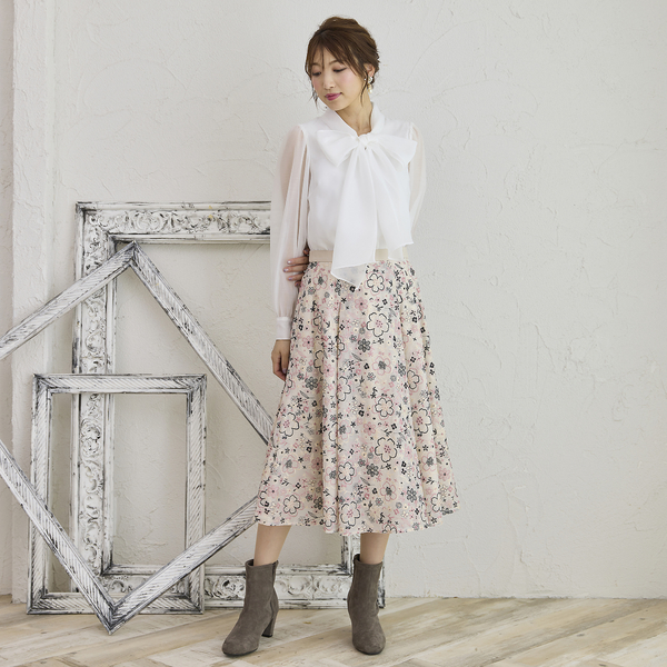 オーガンジー刺繍スカート | レディースファッション【JUNIOR