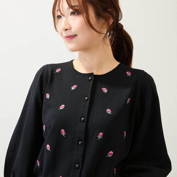 手洗いOK】つぼみ刺繍ニットカーディガン | レディースファッション