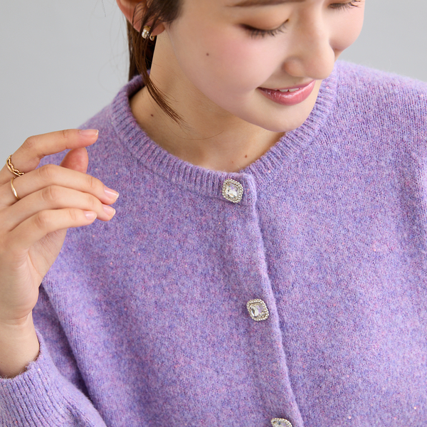 WEB限定カラー有】飾りボタン付きフラワースパンコールニット