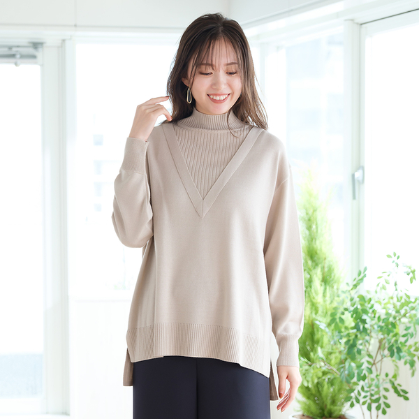 Ｖネック＋ハイネック・レイヤード風ニットトップス | レディースファッション【JUNIOR Online Shop】