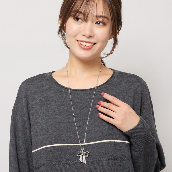 リボンモチーフ・シルバー調ネックレス | レディースファッション