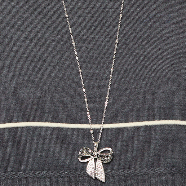 リボンモチーフ・シルバー調ネックレス | レディースファッション