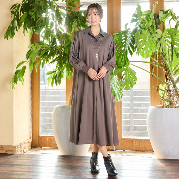 ゴールド調リーフモチーフロングネックレス | レディースファッション