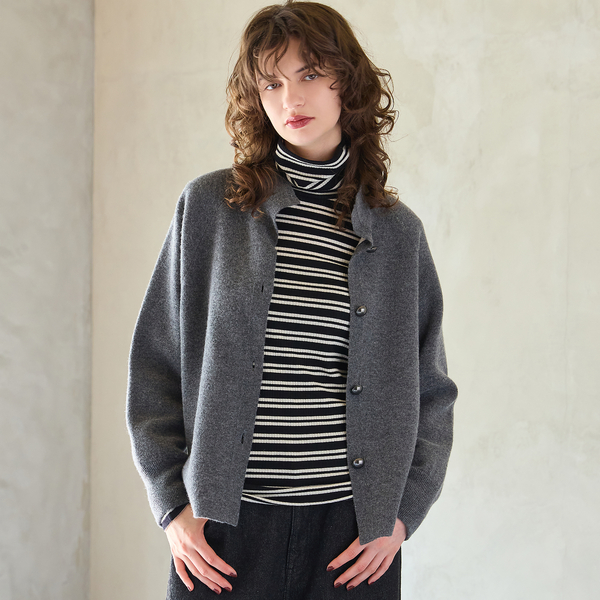 ロレーナアントニアッツィ カシミヤシルク混ニットジャケット Lorena Antoniazzi(ロレーナ アントニアッツィ) 通販｜woollen online