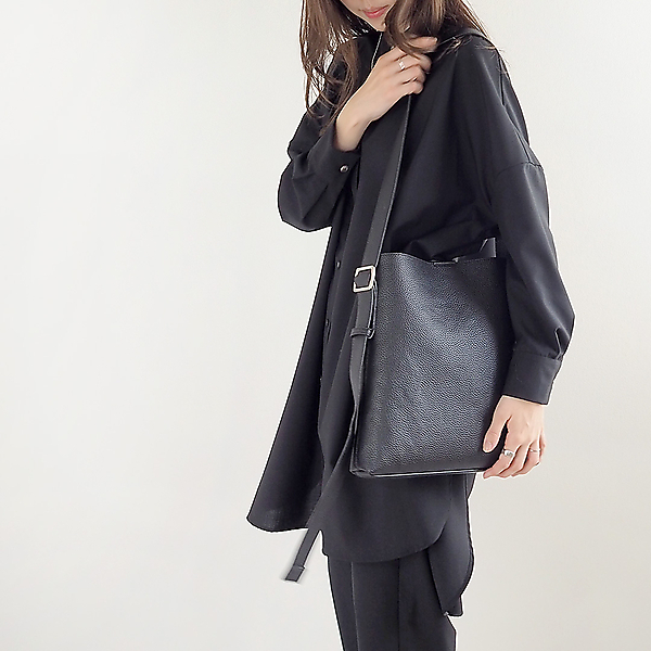 限定ITEM】ハイショルダーバッグ | レディースファッション 限定ITEM】ハイショルダーバッグ | レディースファッション