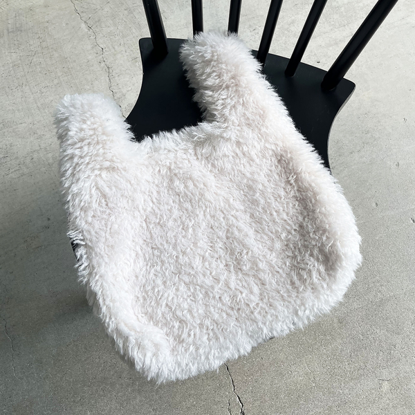 ADMJ カシミヤファー トートバッグ　グレー ADMJ カシミヤファー トートバッグ ADMJ カシミヤファートートバッグ