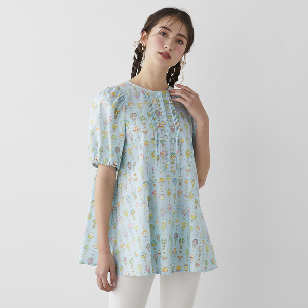 【22fabric】ジャーニー/ ボリューム袖ブラウス／ジョリープッペ　気球柄 22fabric】ジャーニー/ ボリューム袖ブラウス | レディース