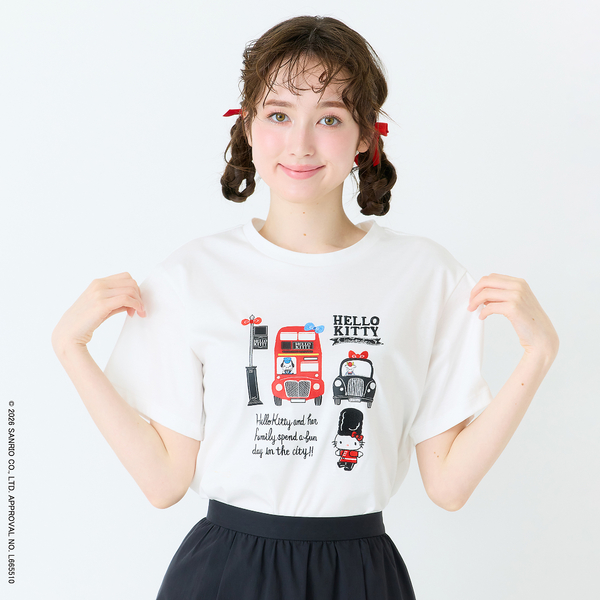 HELLO KITTY】ハローキティ ロンドンプリント刺繍Tシャツ | レディース
