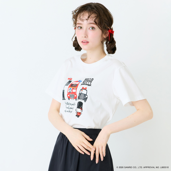 HELLO KITTY】ハローキティ ロンドンプリント刺繍Tシャツ | レディース