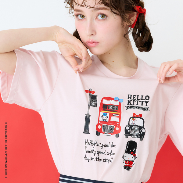 HELLO KITTY】ハローキティ ロンドンプリント刺繍Tシャツ | レディース