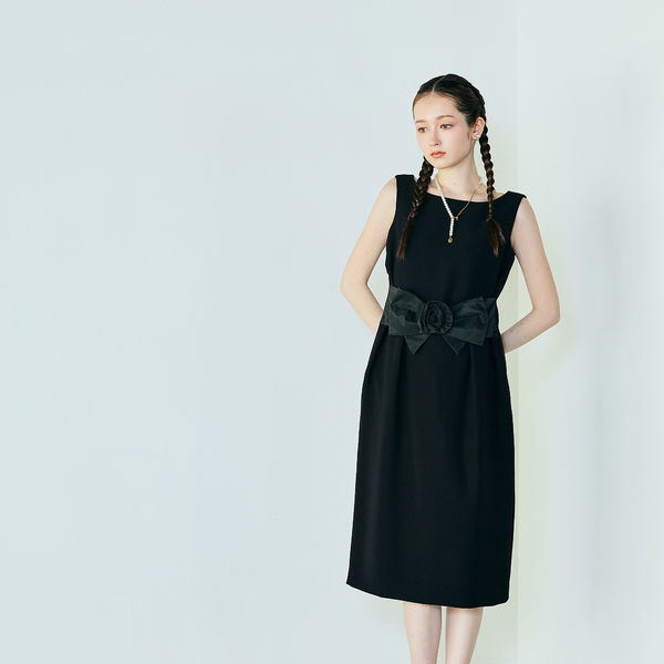 フラワーリボンウエストノースリーブワンピース | レディース