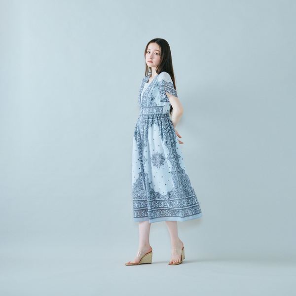 極美品❤️2025年夏DAMAペイズリーパネルワンピース人気 商品現行品 13号 極美品❤️2025年夏DAMAペイズリーパネルワンピース人気 商品
