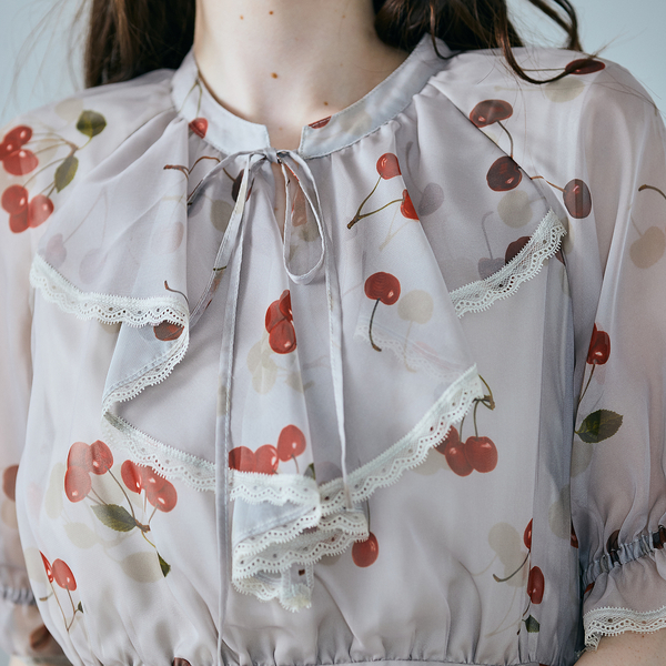 チェリープリントプリーツワンピース | レディースファッション