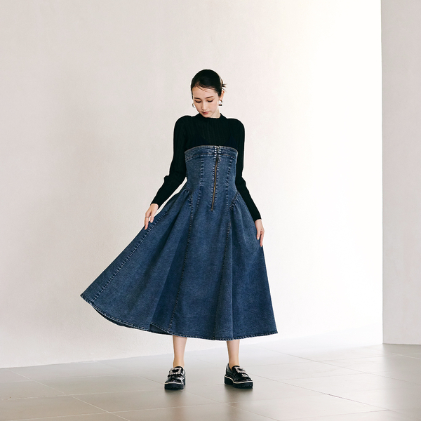 美品★バーバリーブルーレーベル　ワンピース　フレア　ドッキング　デニム　ロゴ刺繍 花柄刺繍ハーフボタンデニムワンピース | レディース