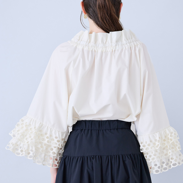 刺繍スリーブフレアブラウス | レディースファッション【JUNIOR Online