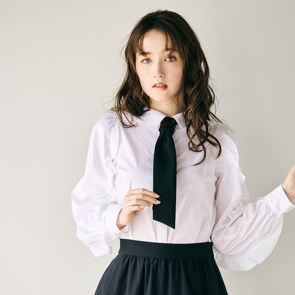 ビジューネクタイ付きシャツ | レディースファッション【JUNIOR Online