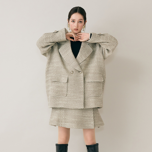 [美品 良好] EMPORIO ARMANI ダブルコート (ヘリンボーン生地) 美品 良好] EMPORIO ARMANI ダブルコート (ヘリンボーン生地) - メルカリ